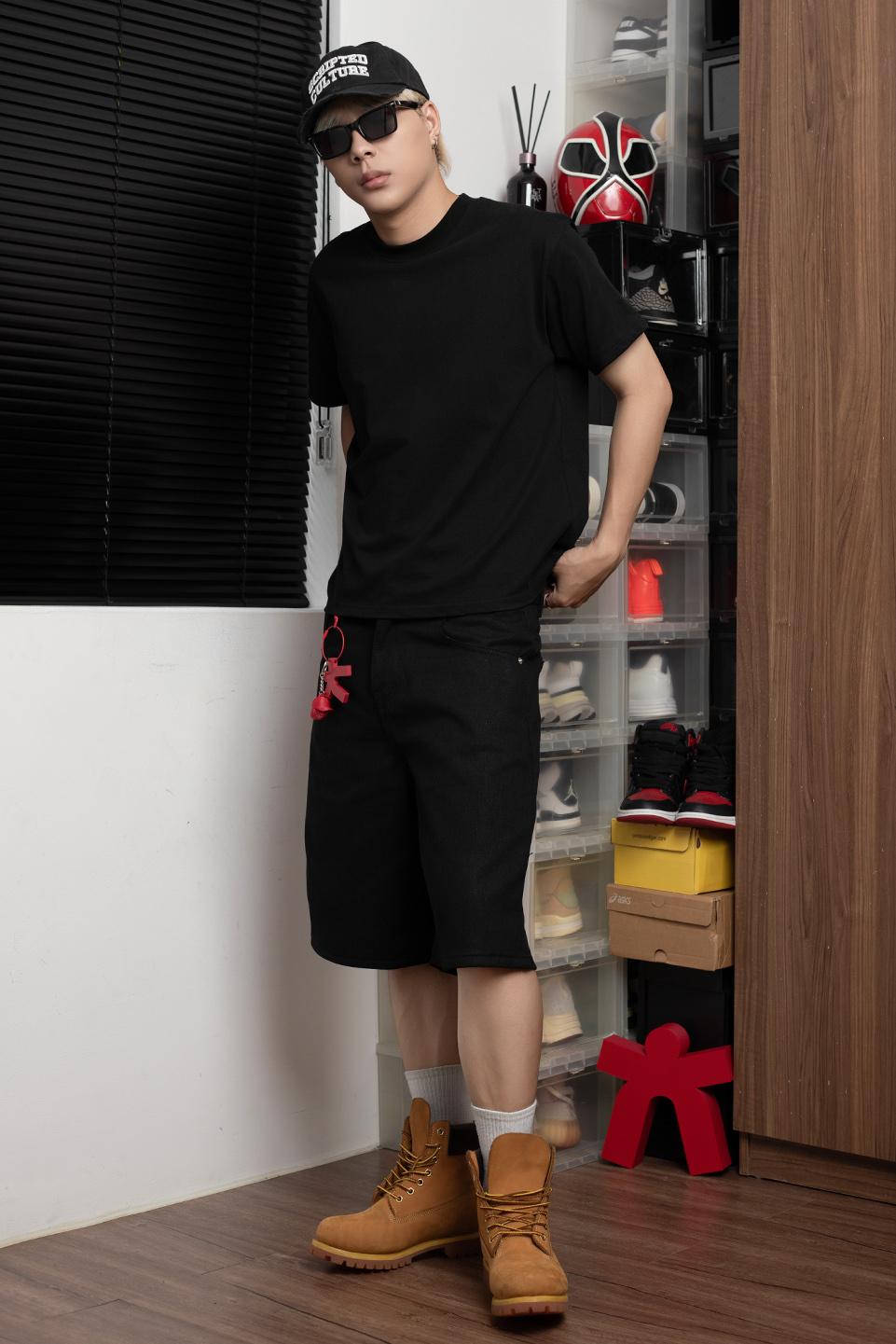 TUMS DENIM SHORT - BLACK