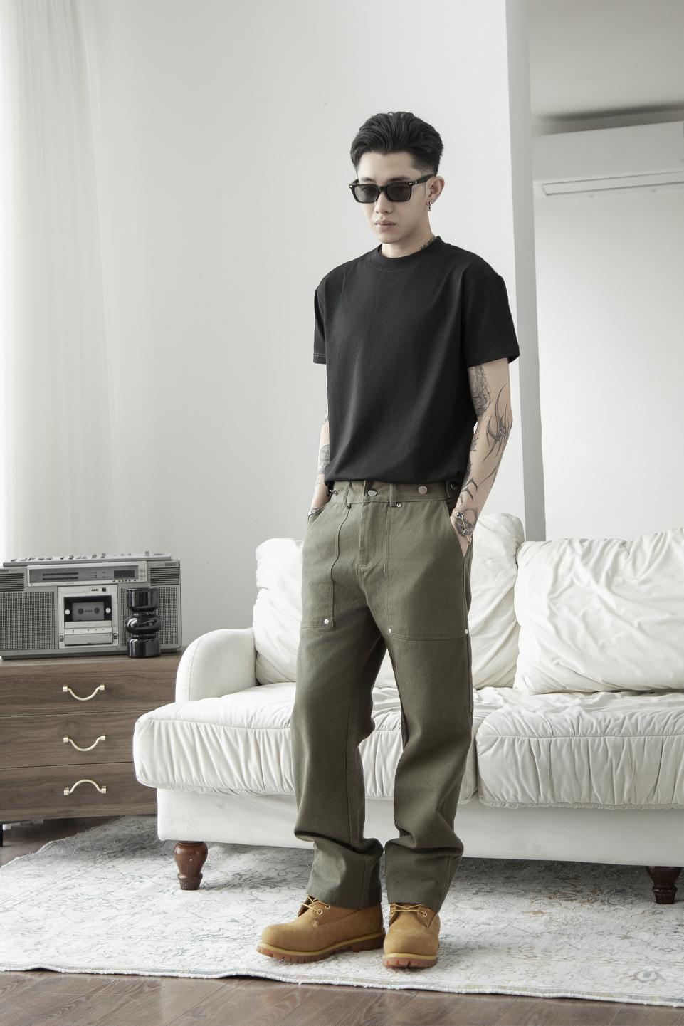 SLIM FIT TSHIRT - BLACK