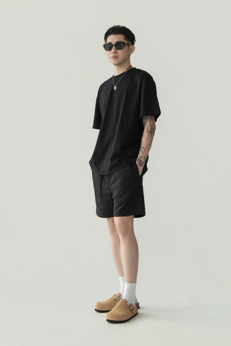 SWEAT SHORT - BLACK