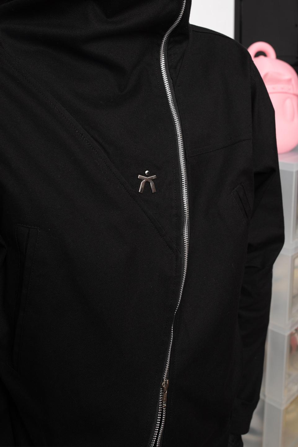 TUMS CROSS JACKET - Black